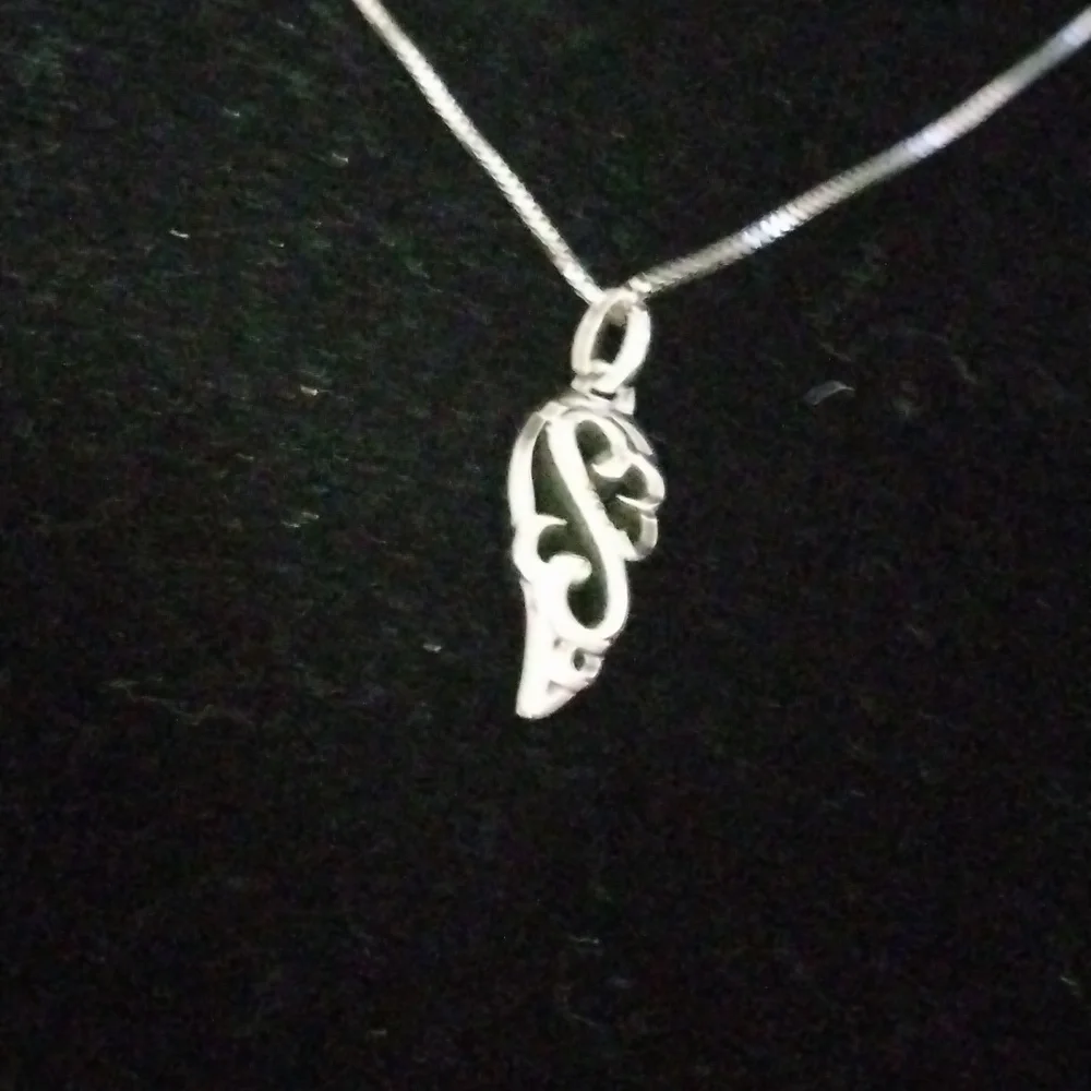 Vintage Sterling Silver... Jane Seymour Open Heart Angel Wing Necklace.... - Picture 2 of 2